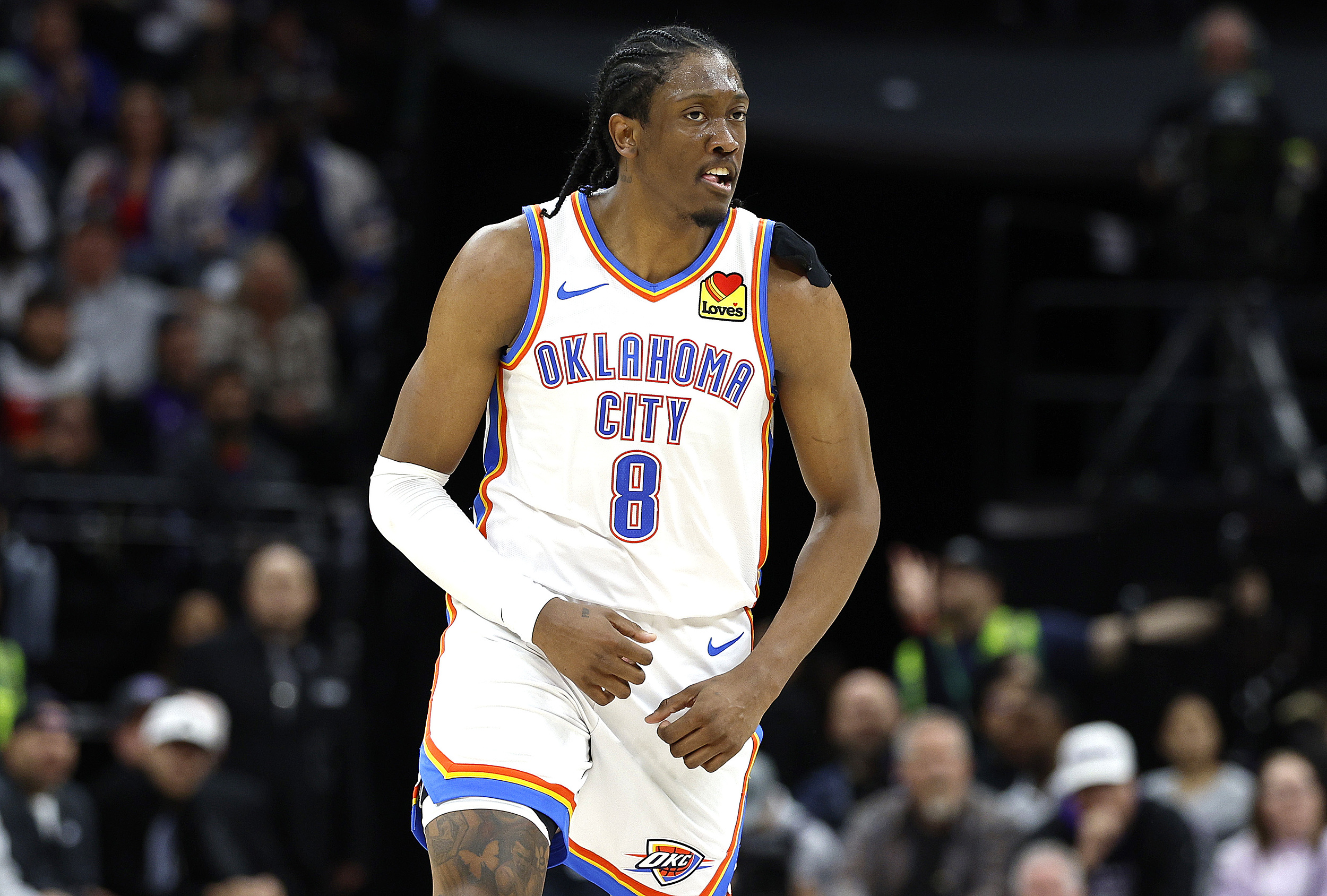 杰伦·威廉姆斯狂轰34分，6记三分创队史分区决赛单场远投纪录