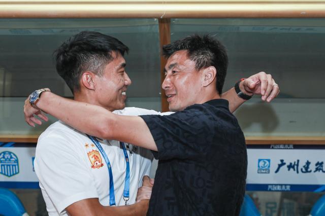 PG官方网站-广州队憾平对手暂时上岸 下月德比战或将决定生死